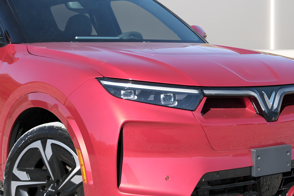 New 2024 VinFast VF 9 Plus AWD/4WD image 42