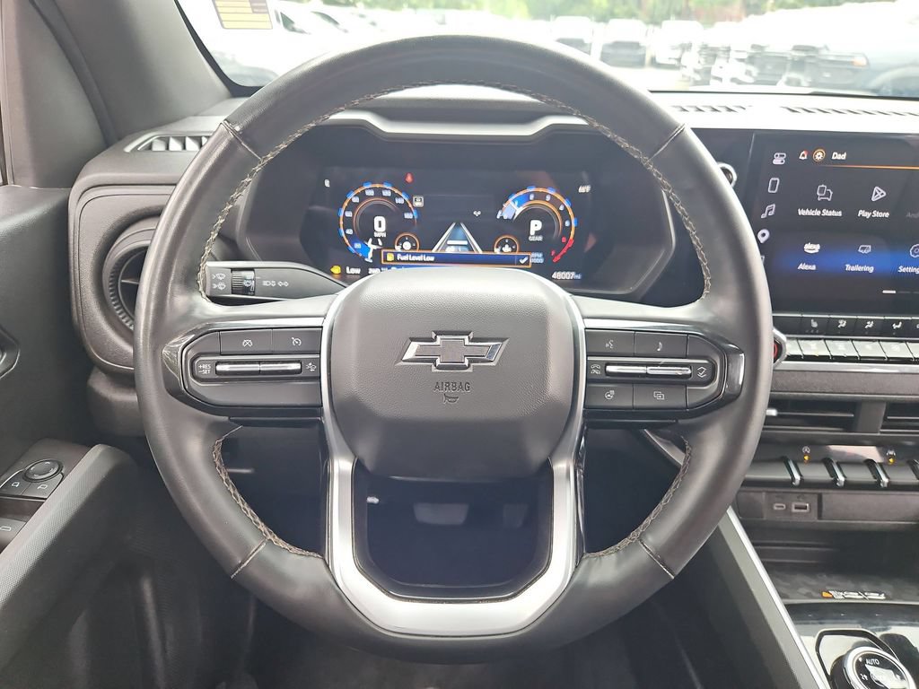 Used 2025 Chevrolet Colorado Trail Boss AWD/4WD image 20
