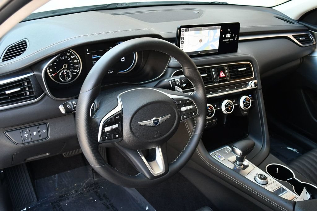 Used 2023 Genesis G70 3.3T RWD image 31