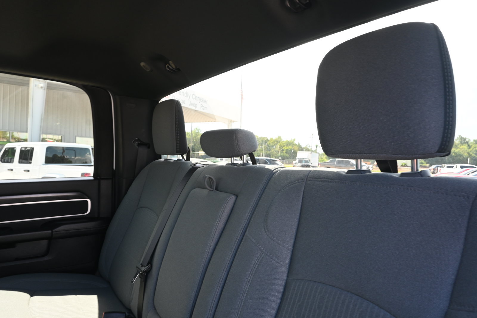 Used 2024 RAM 2500 Big Horn AWD/4WD image 25
