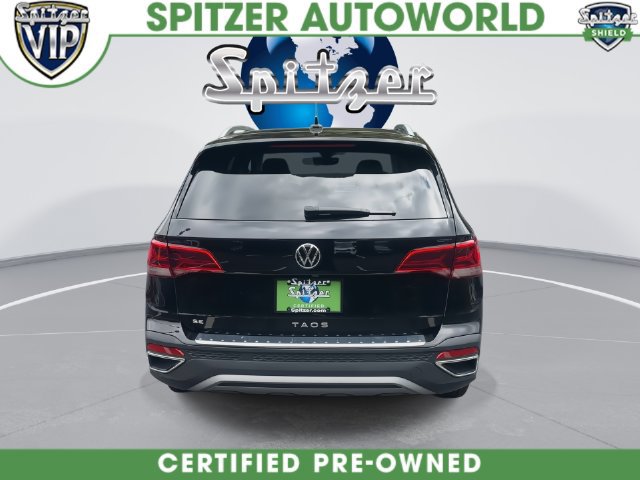 Used 2023 Volkswagen Taos SE w/ Panoramic Sunroof Package FWD image 9