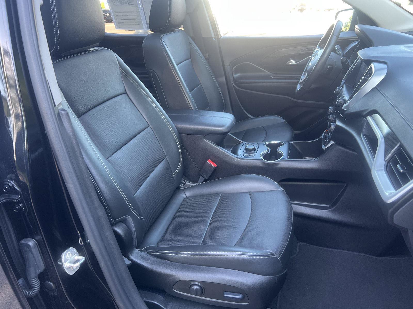 Used 2022 GMC Terrain SLT w/ Elevation Edition AWD/4WD image 18