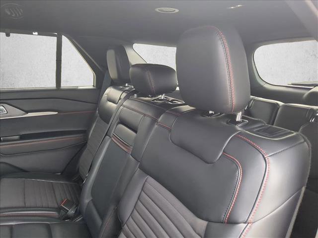 Used 2025 Ford Explorer ST-Line w/ Premium Package RWD image 18