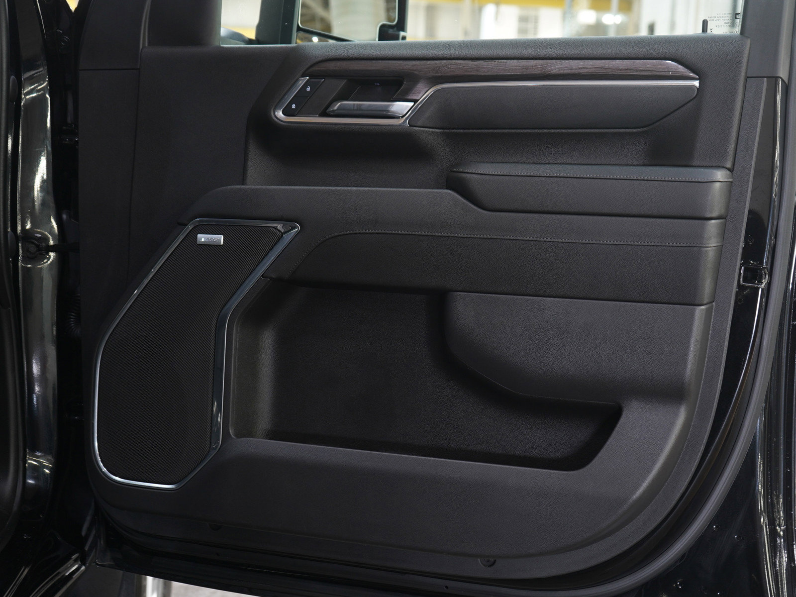 Used 2024 Chevrolet Silverado 3500 LTZ w/ LTZ Convenience Package image 13