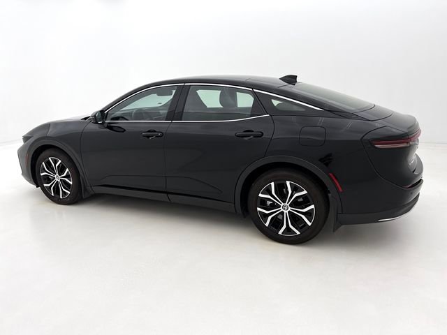 Used 2025 Toyota Crown Limited image 10