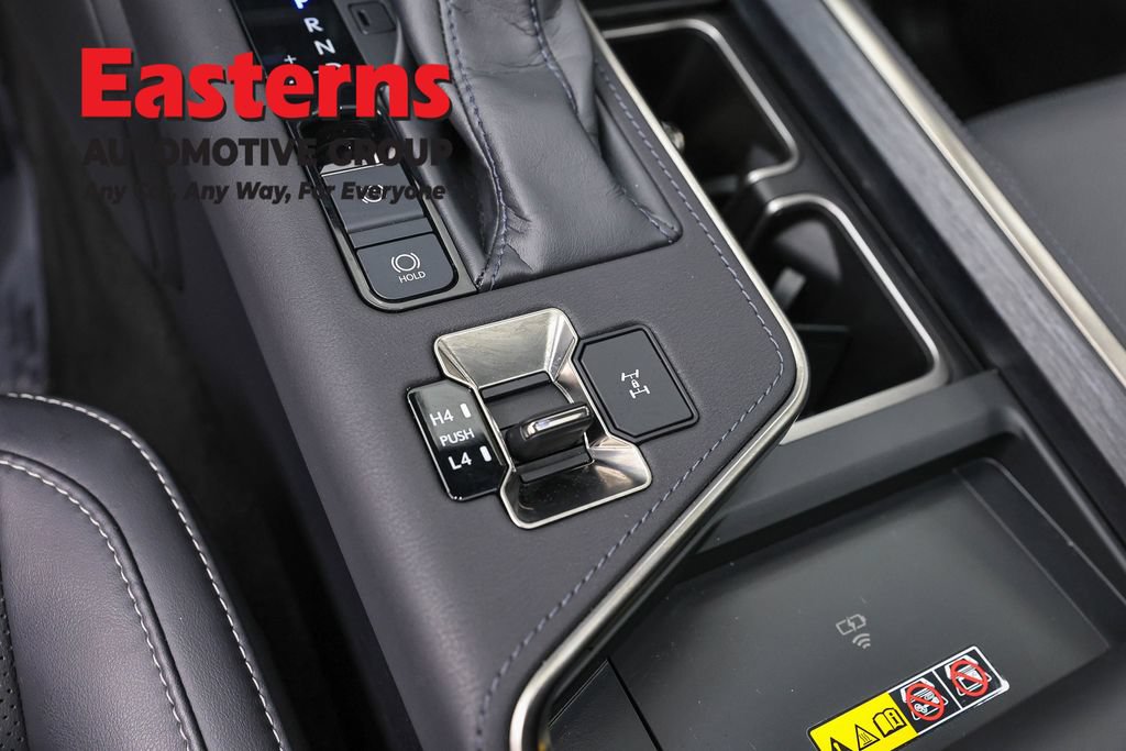 Used 2024 Lexus GX 550 w/ Cold Area Package AWD/4WD image 20
