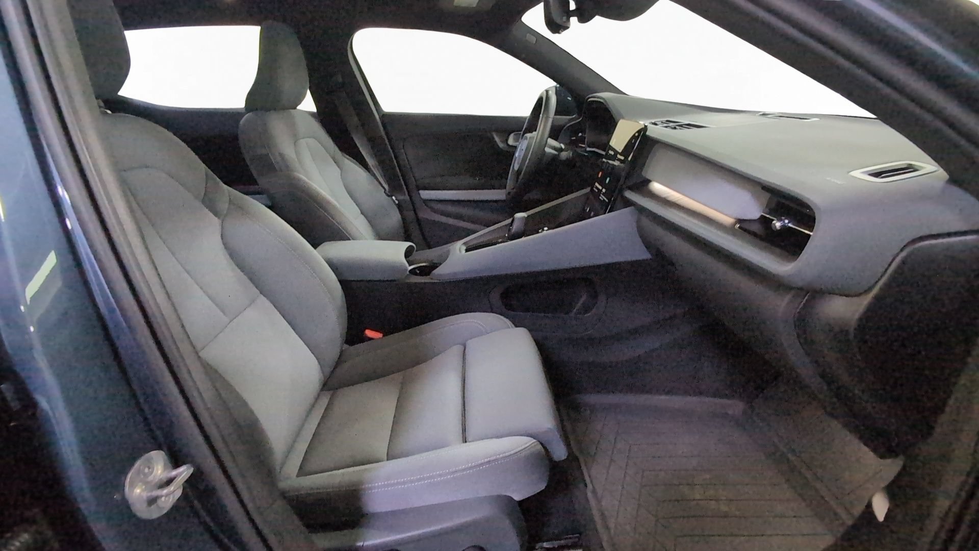 Certified 2023 Polestar Polestar 2 w/ Pilot Pack AWD/4WD image 21