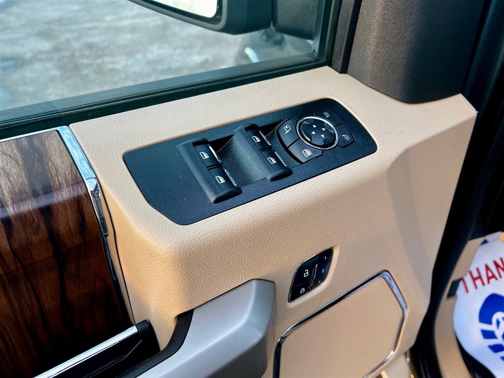 Used 2018 Ford F150 Lariat image 25