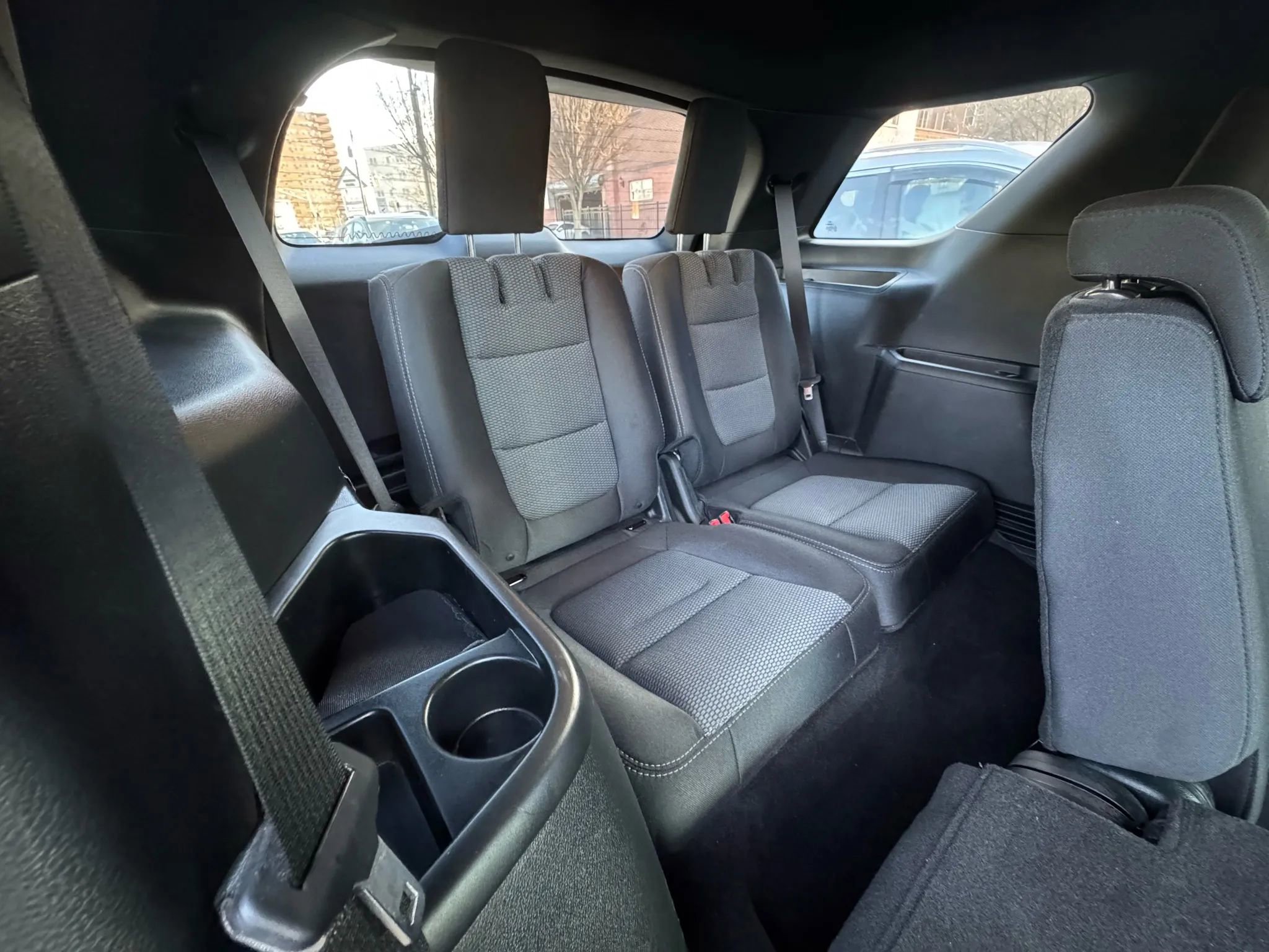 Used 2019 Ford Explorer XLT image 17