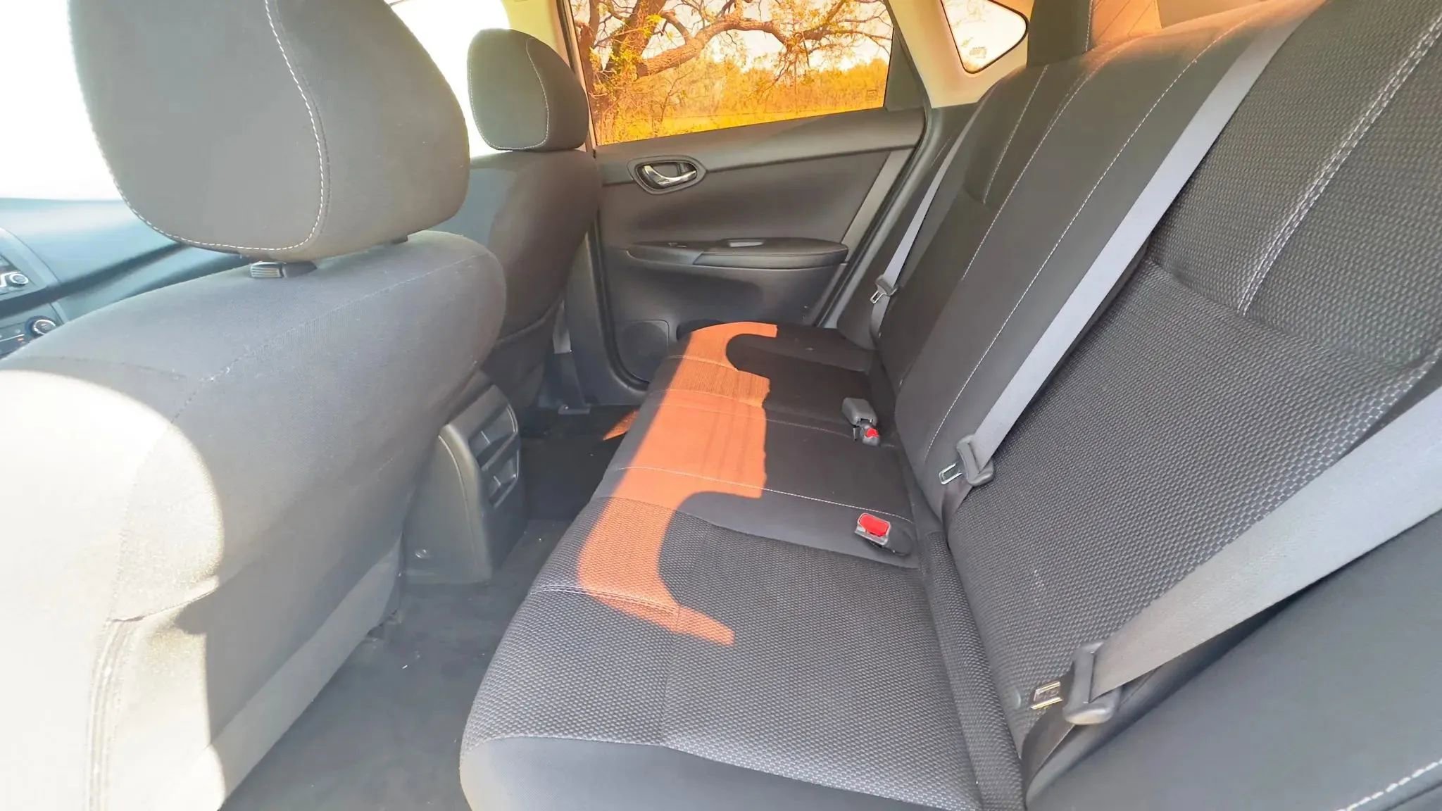 Used 2018 Nissan Sentra S image 23