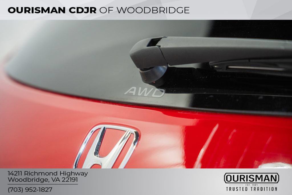 Used 2025 Honda HR-V Sport image 9