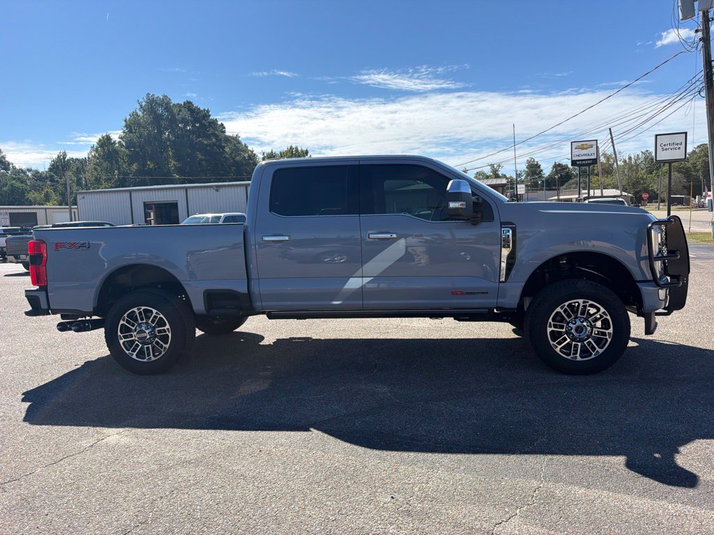 Used 2026 Ford F350 Platinum w/ Platinum Plus Package AWD/4WD image 4