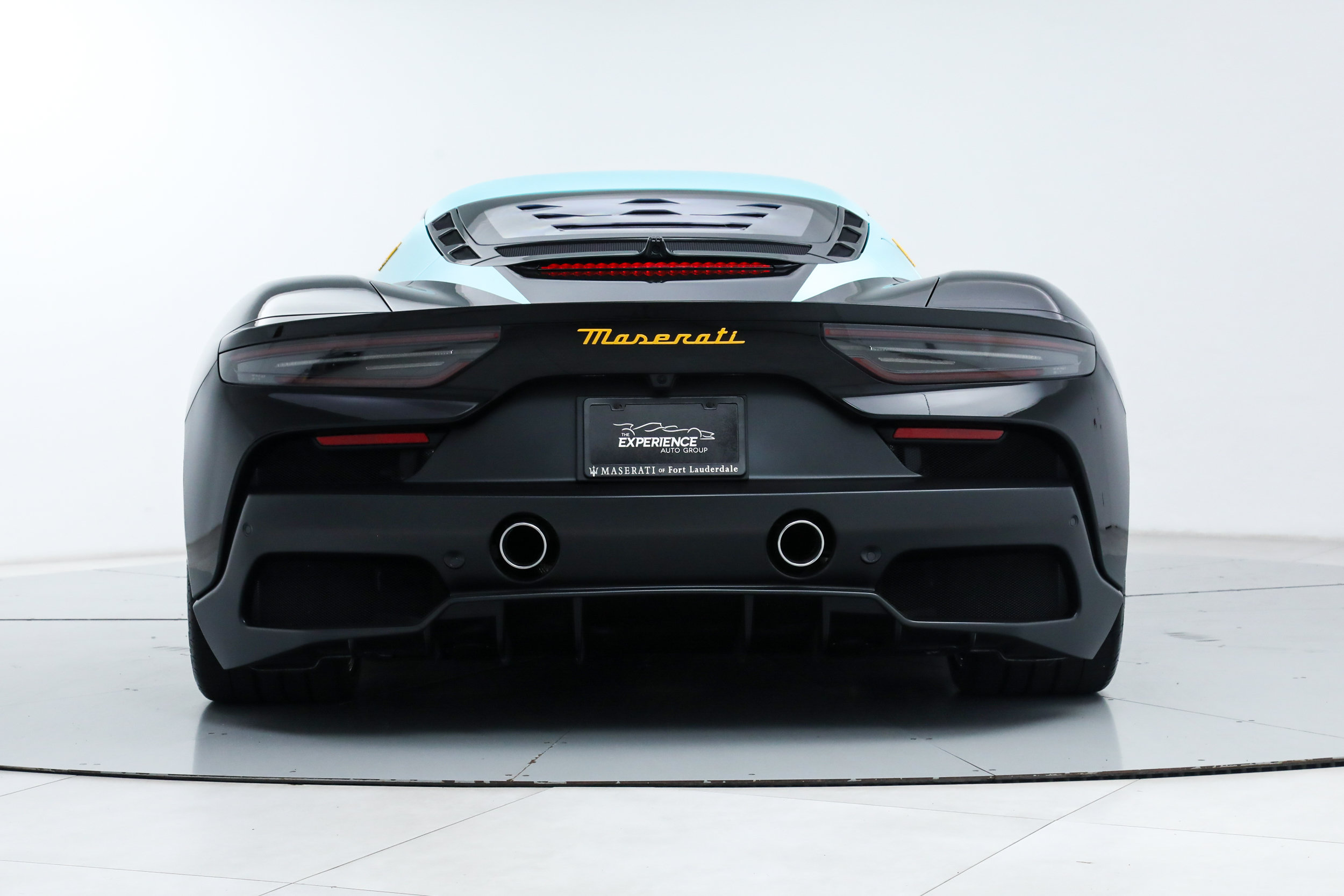 Used 2025 Maserati MC20 Coupe RWD image 5