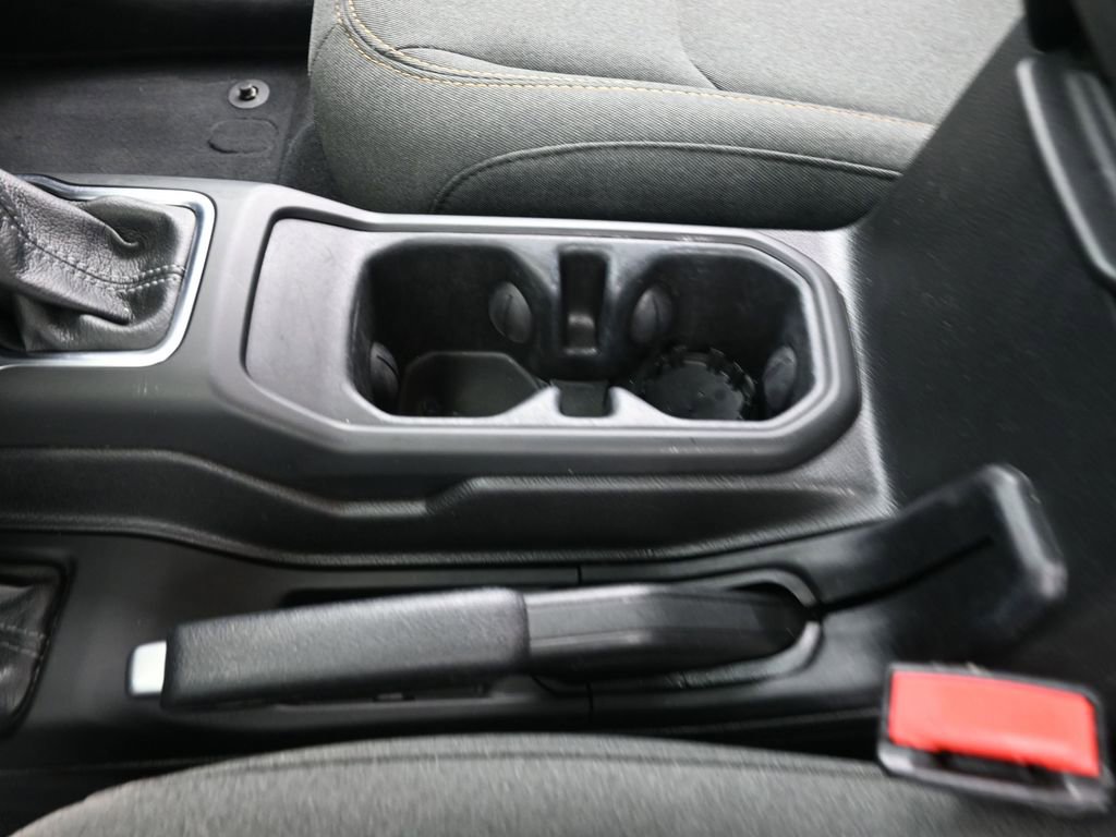 Used 2024 Jeep Wrangler Sport S image 18