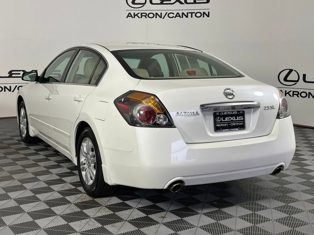 Used 2010 Nissan Altima 2.5 SL w/ SL Pkg image 8