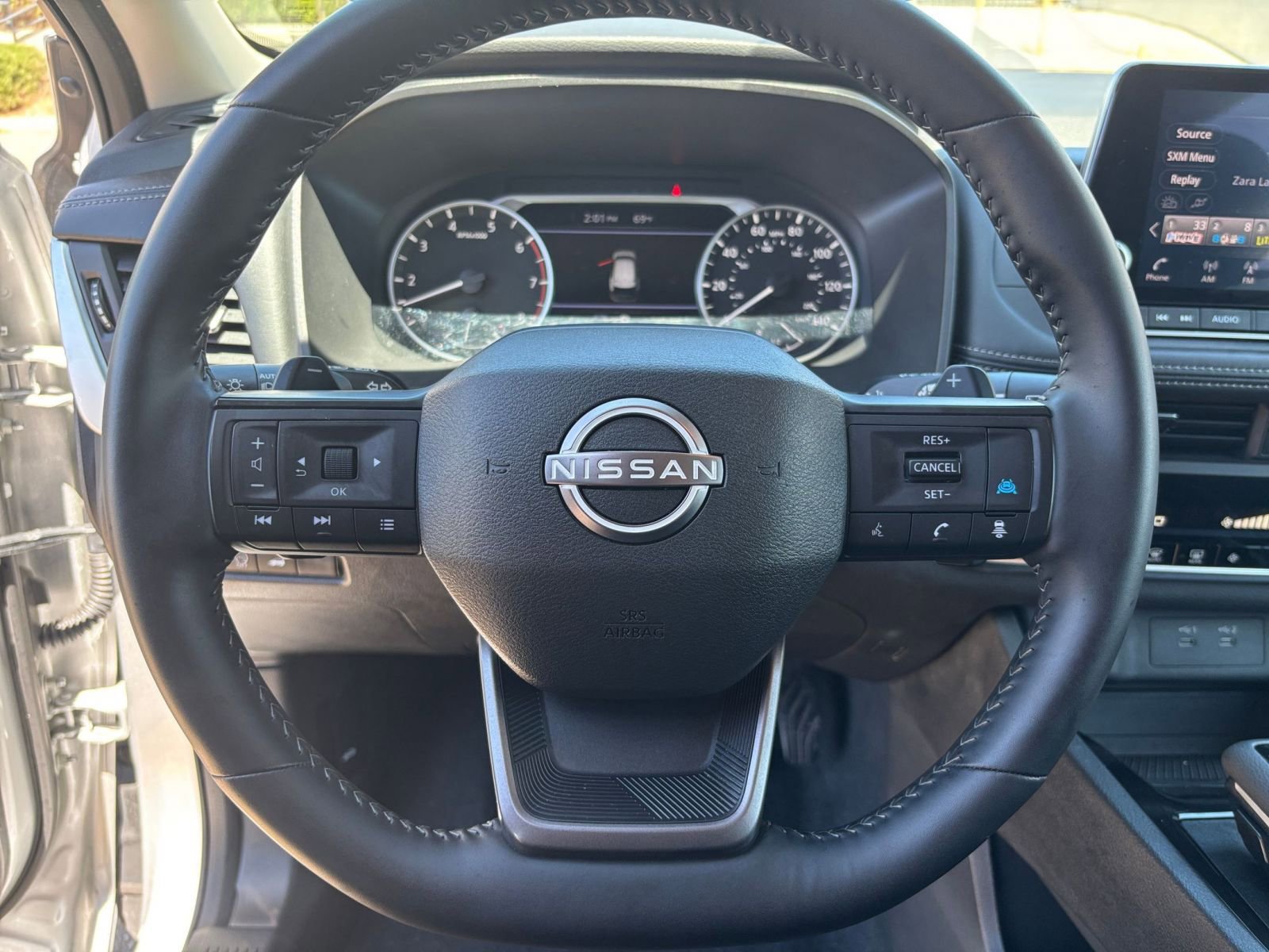 Used 2025 Nissan Rogue SV AWD/4WD image 30