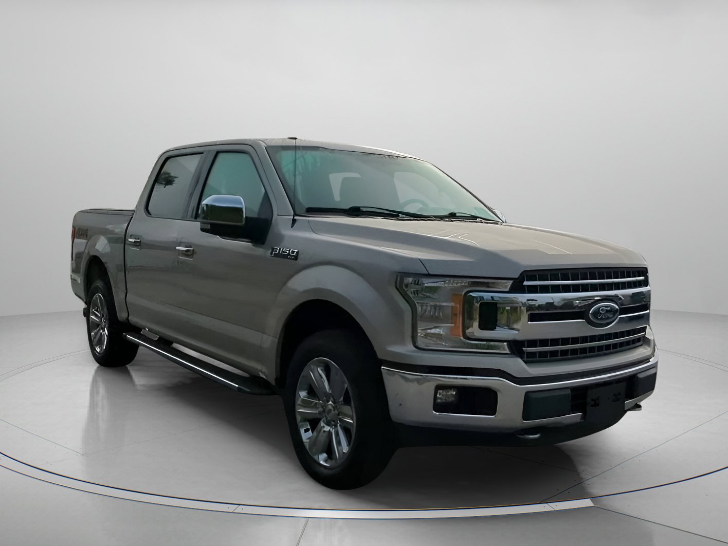 Certified 2018 Ford F150 XLT w/ Equipment Group 302A Luxury image 2