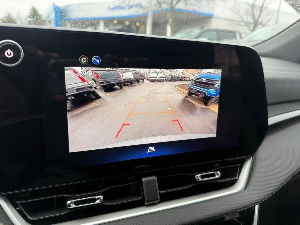 New 2026 Chevrolet Equinox LT w/ Convenience Package II image 34