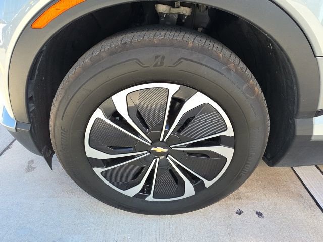 Used 2024 Chevrolet Blazer EV LT image 10