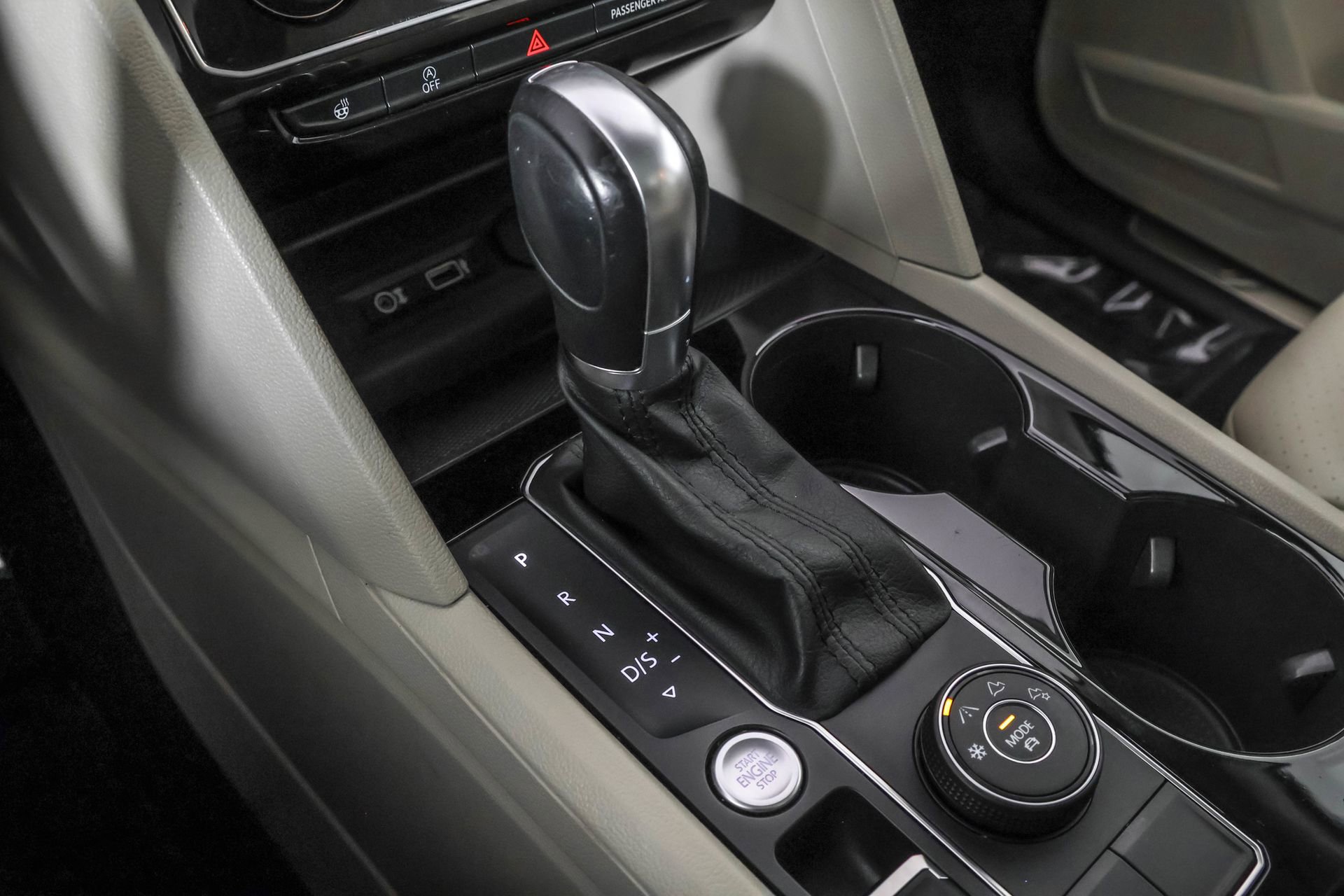 Used 2019 Volkswagen Atlas SEL image 34