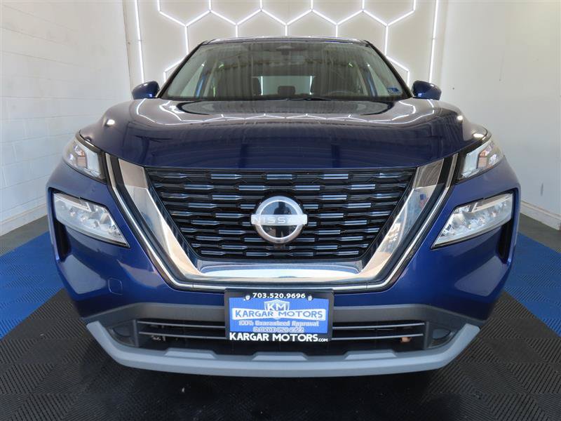 Used 2023 Nissan Rogue SV AWD/4WD image 3