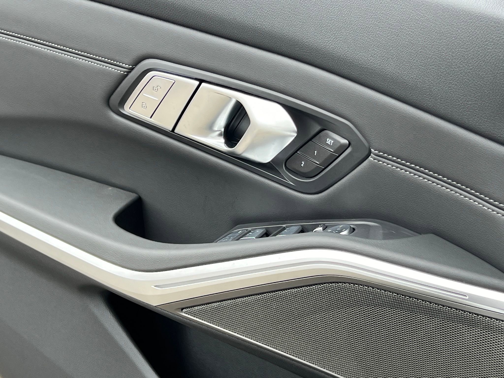 Used 2026 BMW M3 Competition w/ Carbon Package image 39