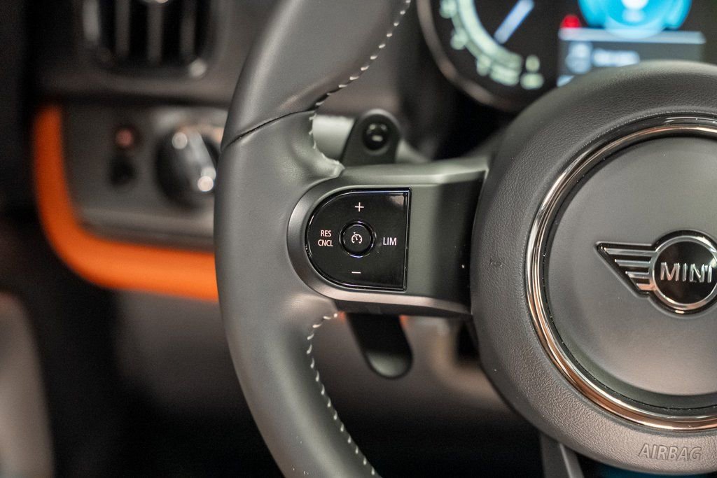 Used 2023 MINI Cooper Countryman S w/ Signature Upholstery Package image 42