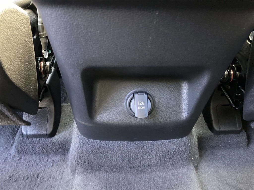 Used 2025 Kia Telluride SX image 16