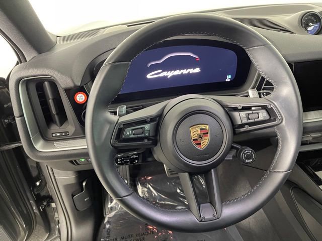 Used 2025 Porsche Cayenne E-Hybrid Coupe image 38