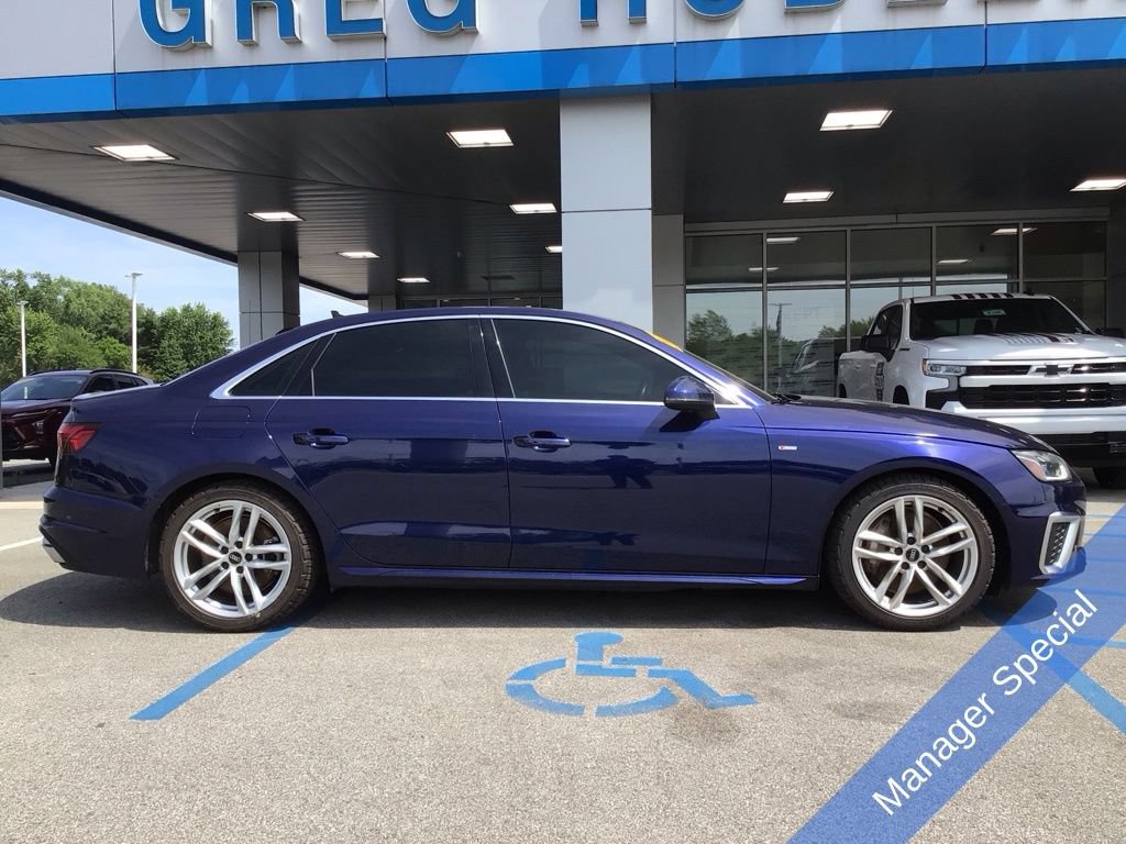 Used 2022 Audi A4 2.0T Premium Plus AWD/4WD image 5