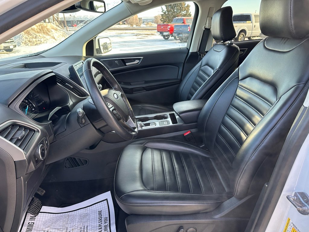 Used 2023 Ford Edge SEL image 11