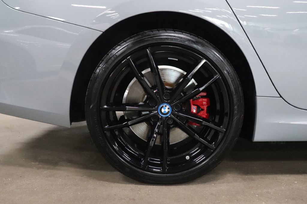 Used 2024 BMW 330e w/ Premium Package image 33