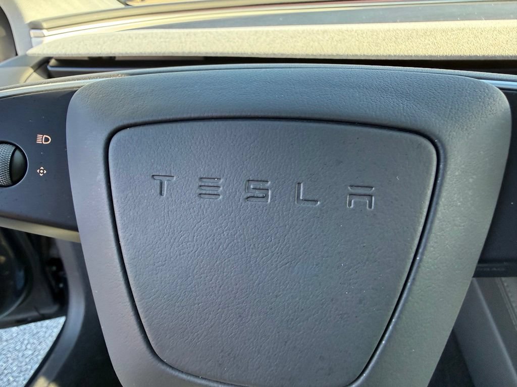 Used 2025 Tesla Model 3 Long Range RWD image 33