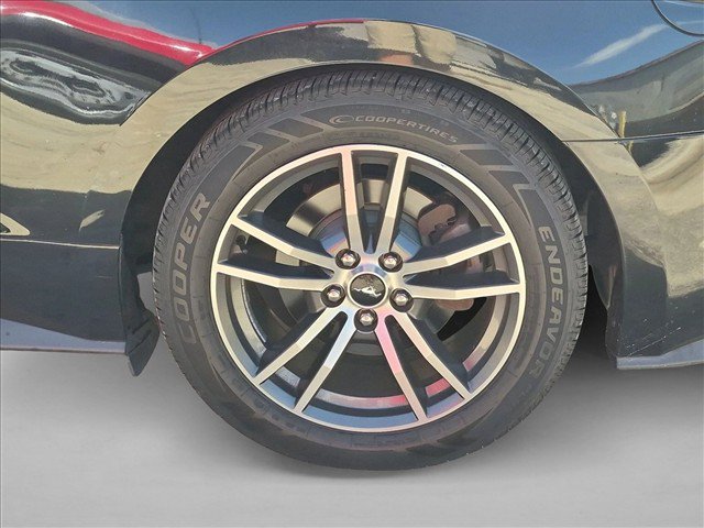 Used 2016 Ford Mustang Premium RWD image 18