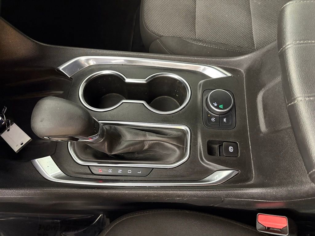 Used 2023 Chevrolet Traverse LT FWD image 35
