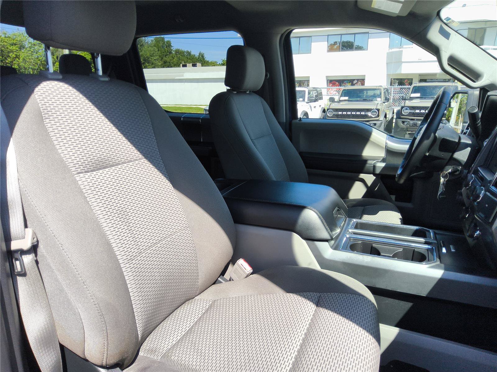 Used 2018 Ford F150 XLT w/ Equipment Group 302A Luxury RWD image 31