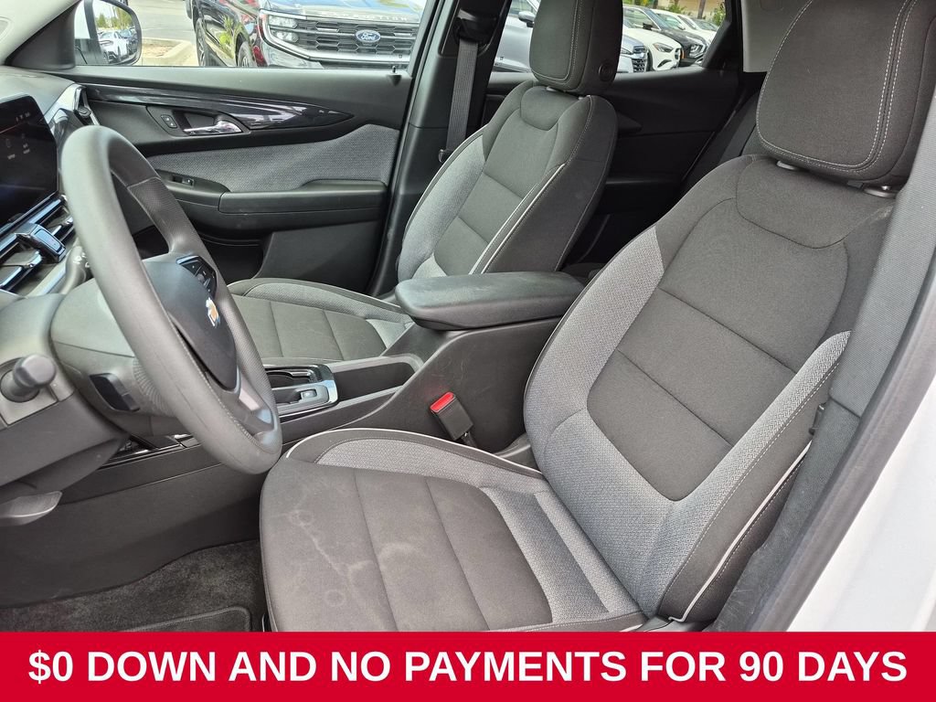 Used 2025 Chevrolet TrailBlazer LT AWD/4WD image 25