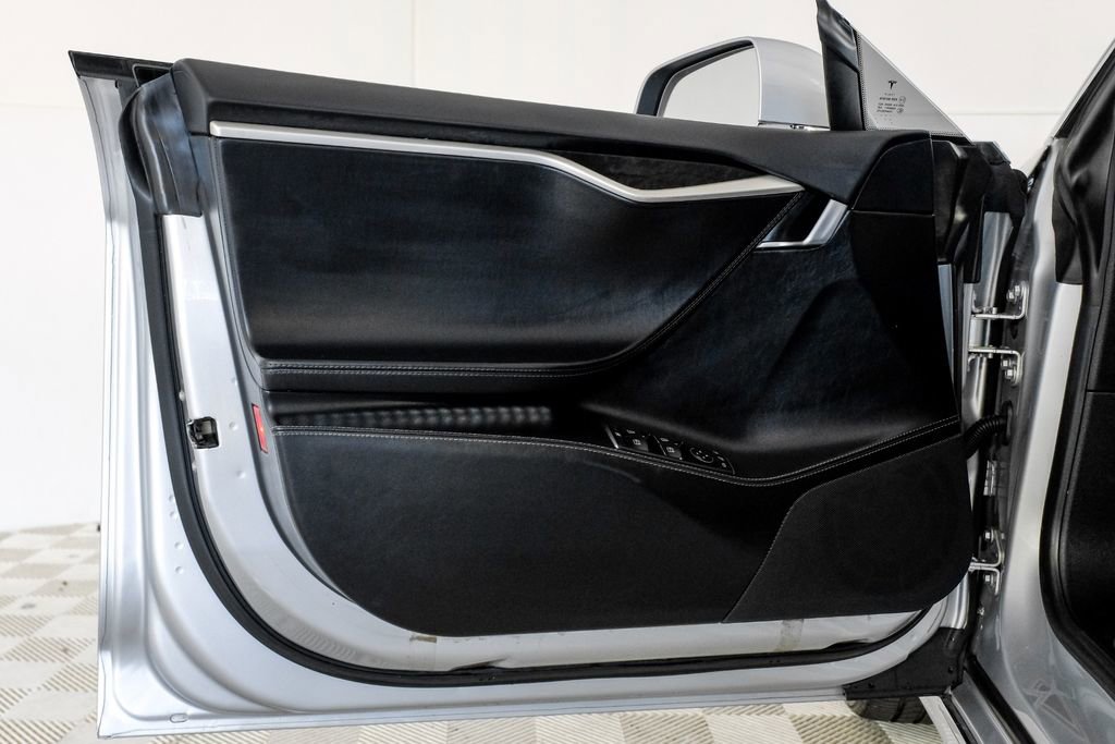 Used 2017 Tesla Model S 100D image 43