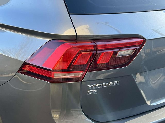 Certified 2021 Volkswagen Tiguan SE R-Line AWD/4WD image 11