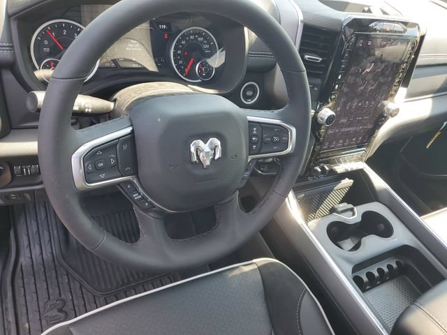 New 2026 RAM 1500 Laramie w/ Sport Appearance Package AWD/4WD image 18