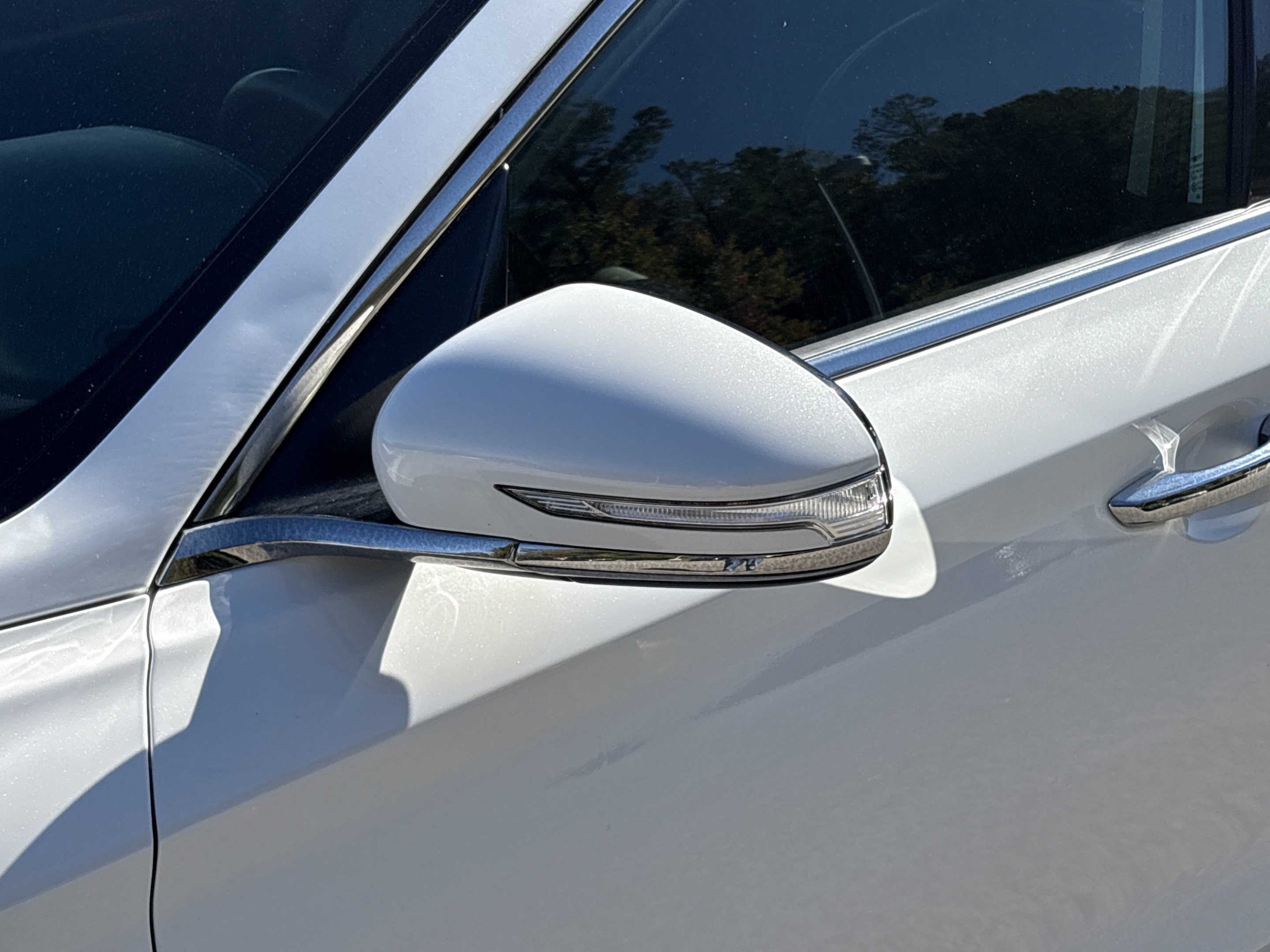 Used 2020 Genesis G70 2.0T RWD image 30