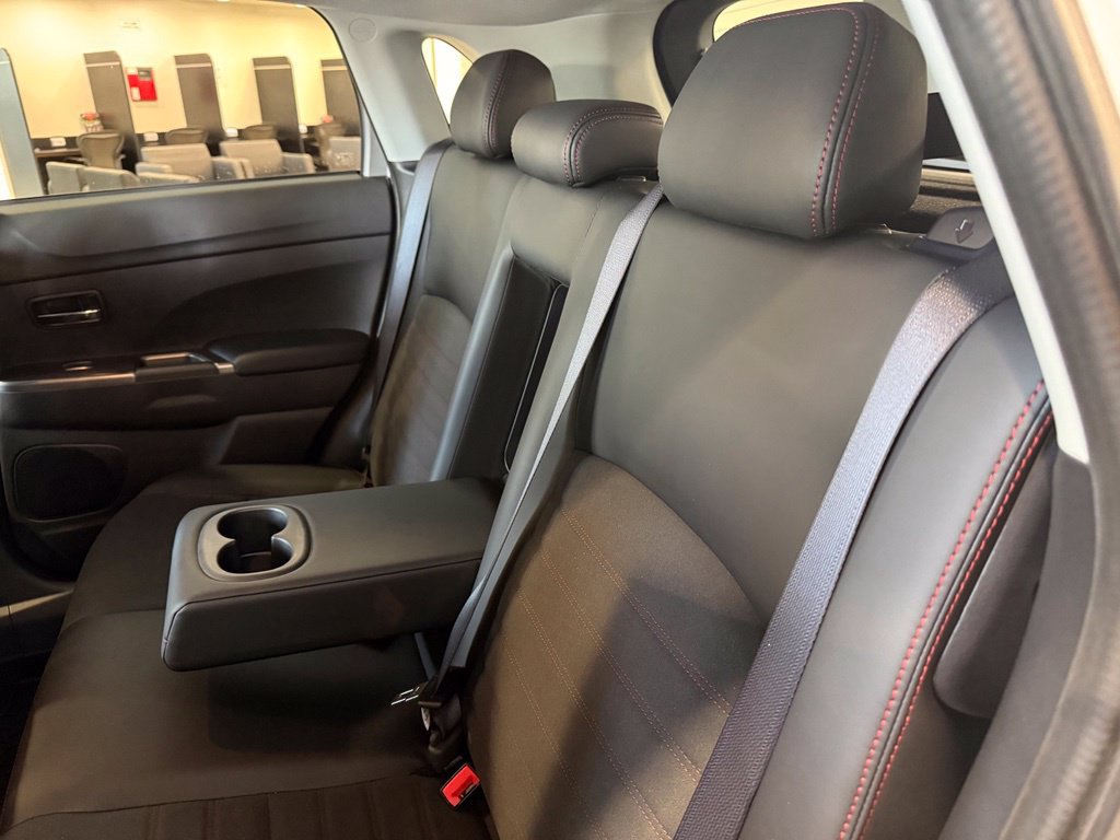 New 2026 Mitsubishi Outlander Sport SE AWD/4WD image 18