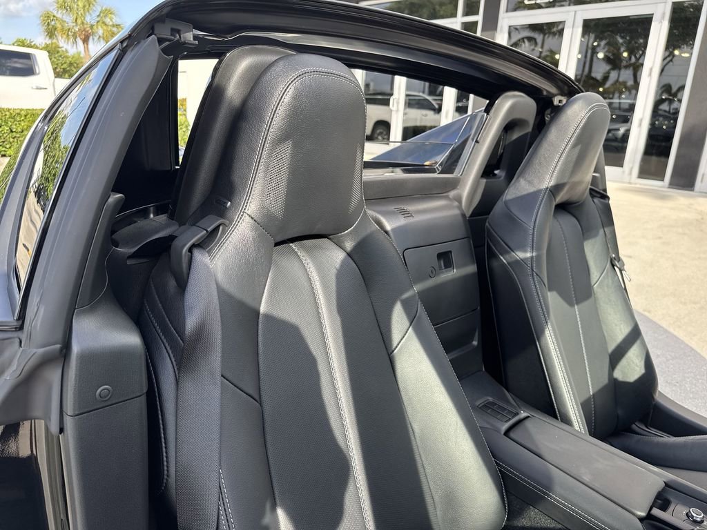 Used 2024 MAZDA MX-5 Miata RF Grand Touring w/ Weather Package image 44