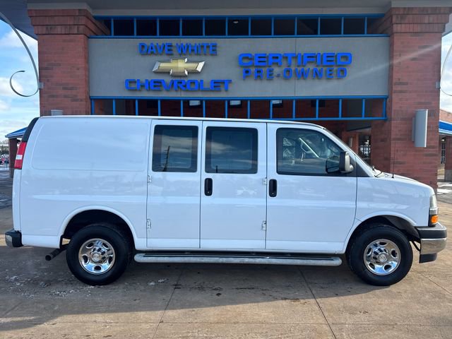 Used 2024 Chevrolet Express 2500 Work Van image 10