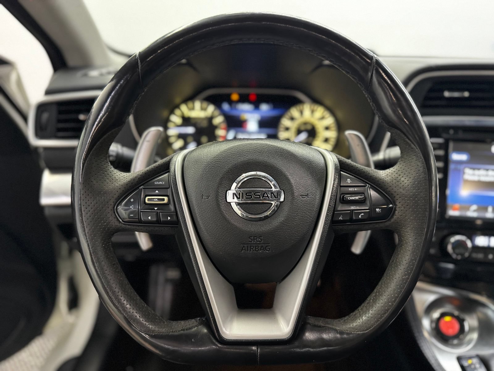 Used 2017 Nissan Maxima SR FWD image 21