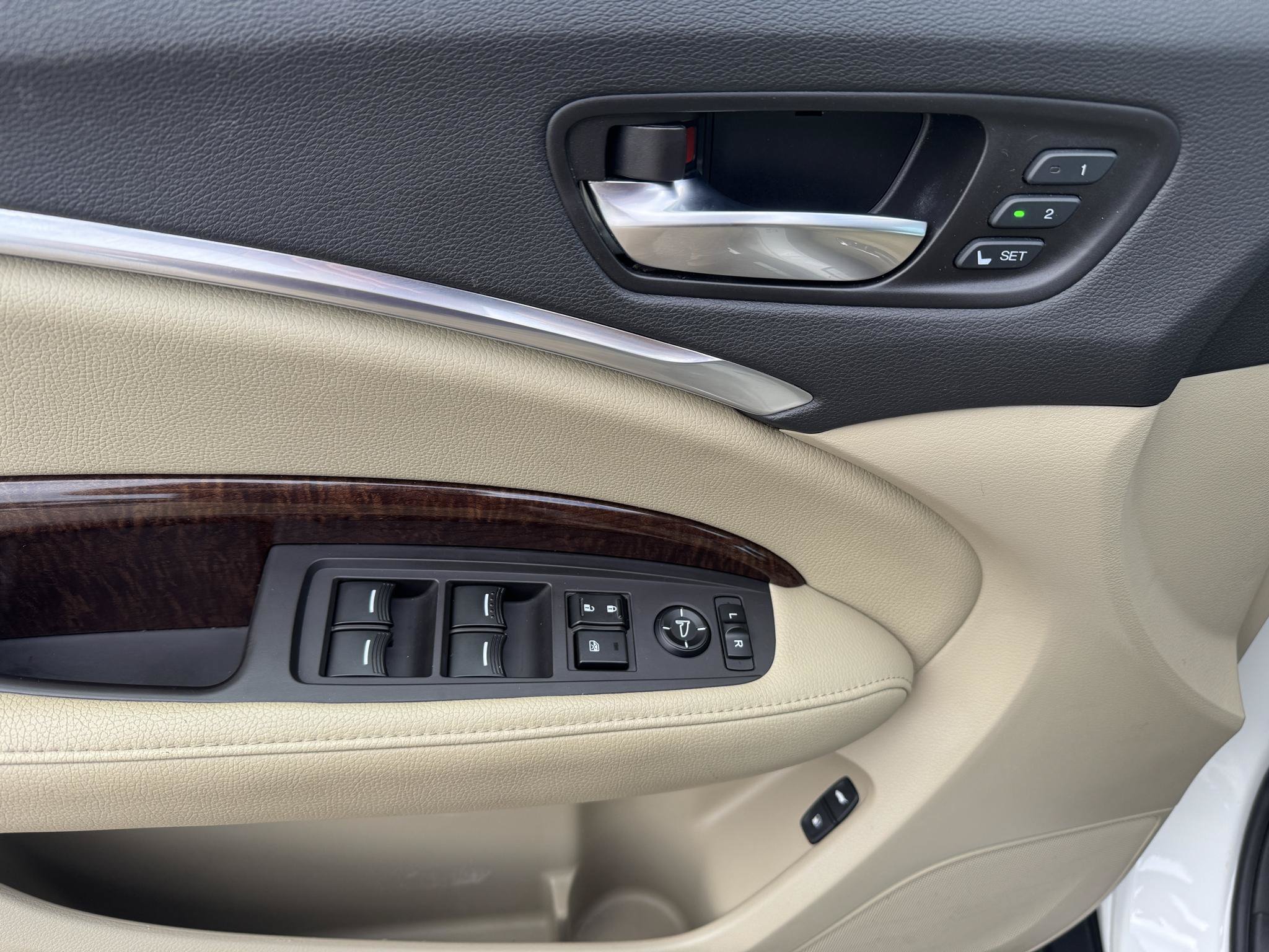 Used 2020 Acura MDX SH-AWD image 10