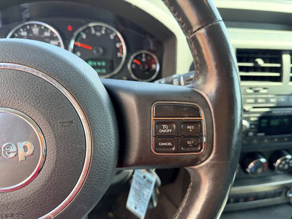 Used 2012 Jeep Liberty Sport w/ Popular Equipment Group AWD/4WD image 13