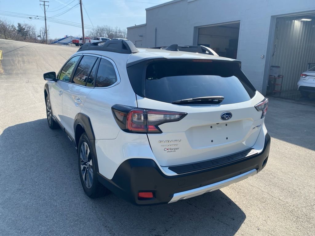 Used 2023 Subaru Outback Limited image 5