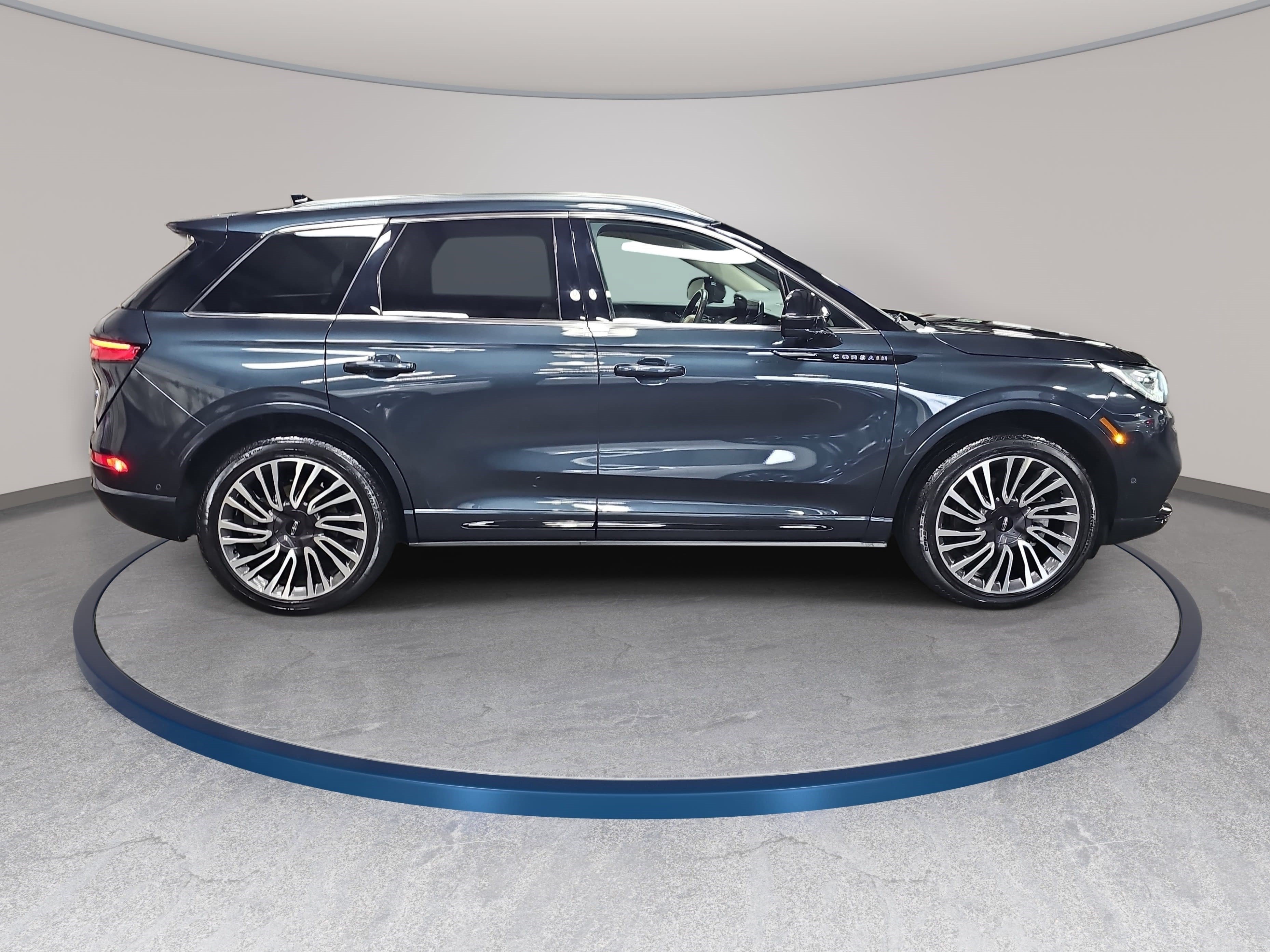 Used 2022 Lincoln Corsair Grand Touring w/ Elements Technology Bundle AWD/4WD image 4