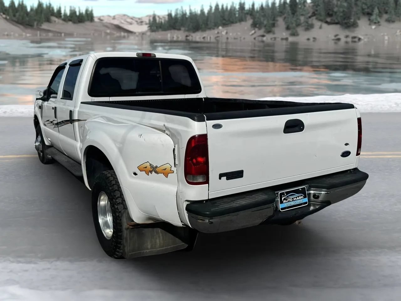 Used 2004 Ford F350 XLT AWD/4WD image 5